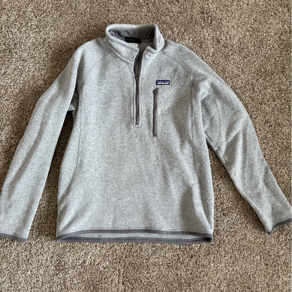 Patagonia Light Gray Quarter-Zip Fleece Pullover